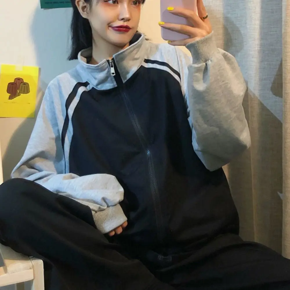 Comfortable Lapel Collar Long Sleeved Hooded Y2k Sweet Loose Sweatshirts for Women Retro Korean Ins Baseball Jersey Top Couple