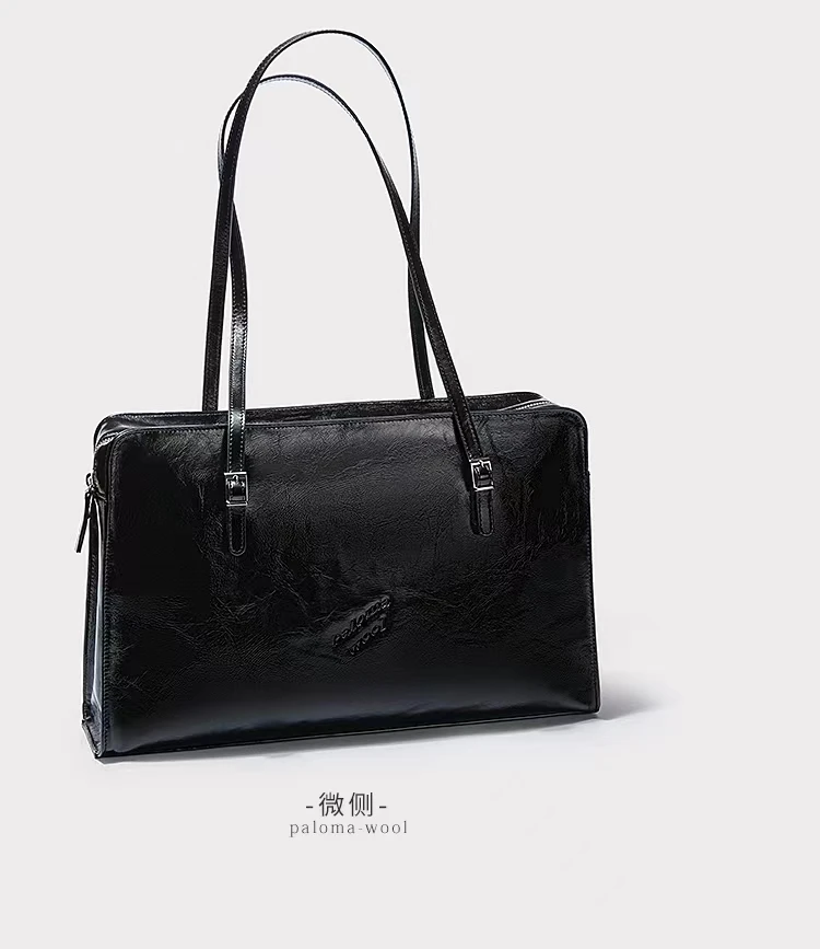 Paloma wool 光沢のある黒のトートバッグ PHILANA-Black shopping bag