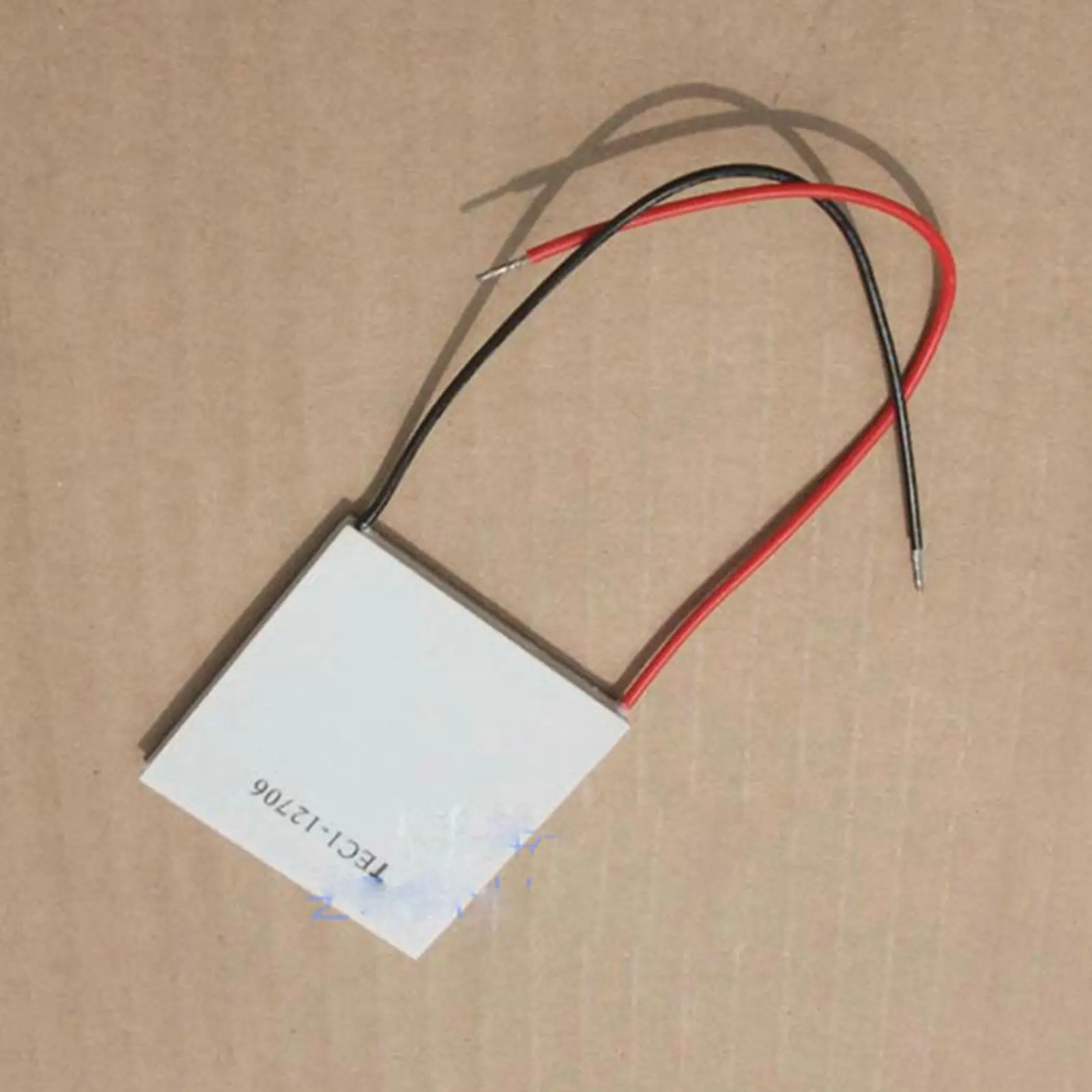 50x50x4.4mm 6A 15V 52W TEC1-12706 Thermoelectric Cooler Peltier Heatsink