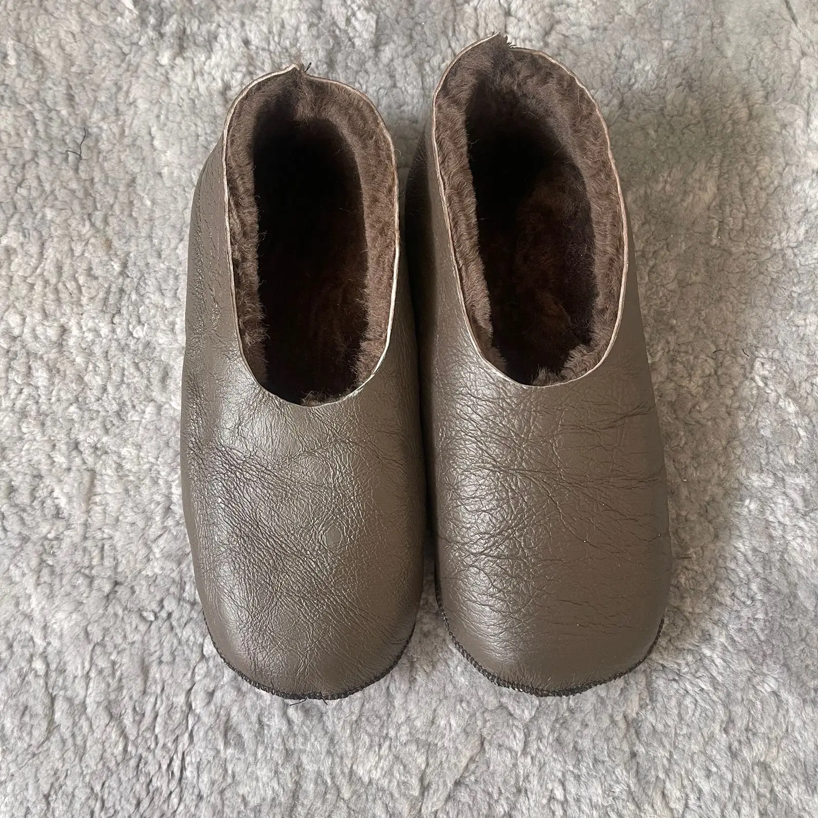 1Pair New Arrived Fashion Warm Antiskid Thick Home Floor Socks Woman Warm Slippers Solid Color Sock Bedroom Shoes Men Slippers