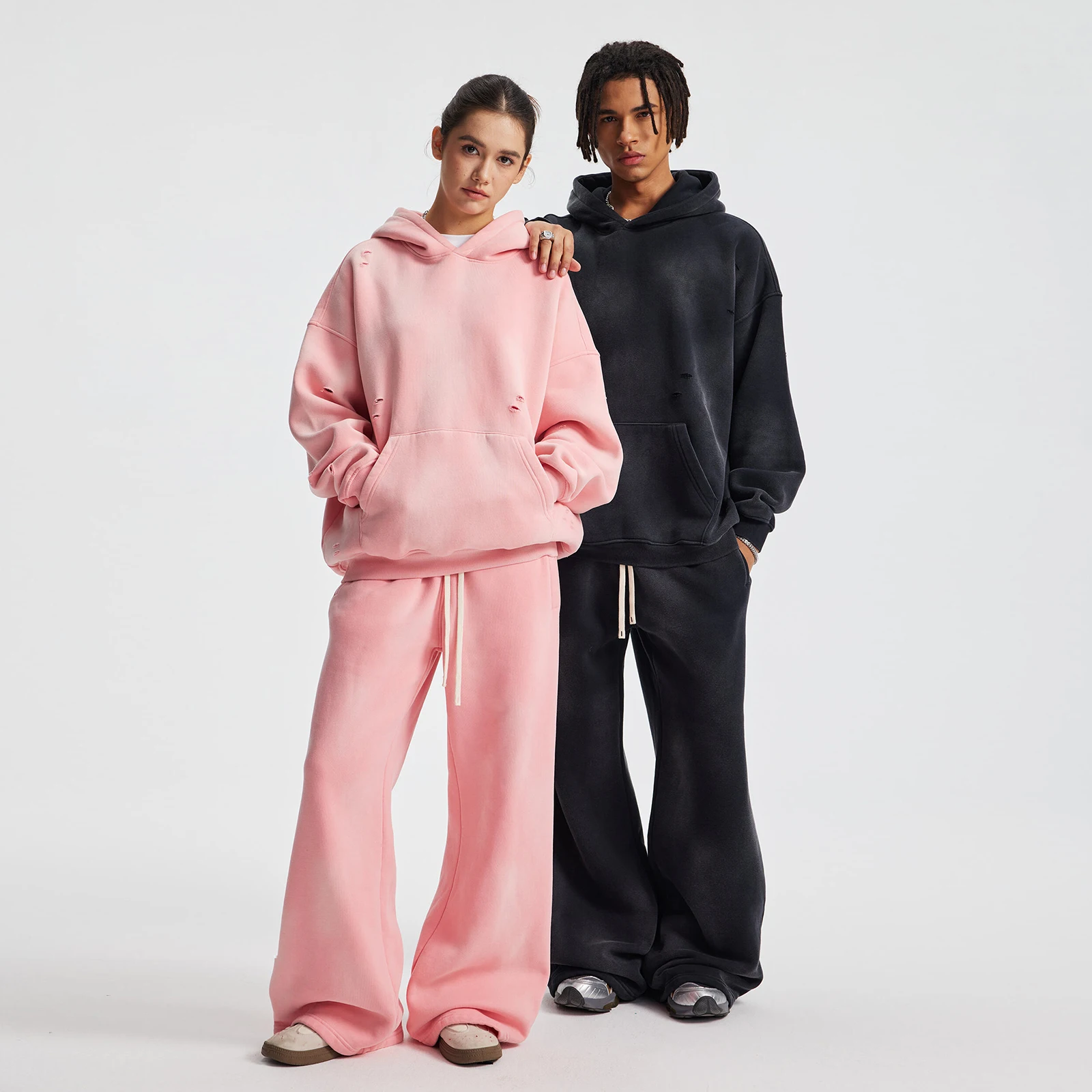 Fleece Sweatpants Men Splashing Ink Spray Dyeing Wash Distressed Wide Joggers Grinding Edges Baggy Plush Pants 2025 Winter
