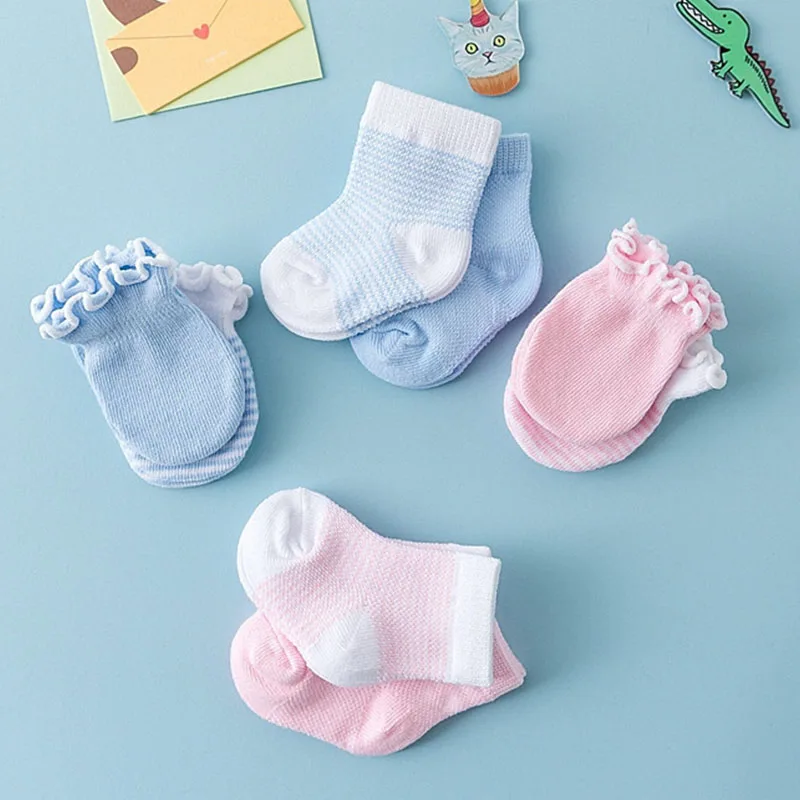 Cotton Baby Socks 4 Pairs Newborn Gloves Socks Set Spring Anti Scratch Bite Gloves Photography Props Infant Boys Girls Accessori 3