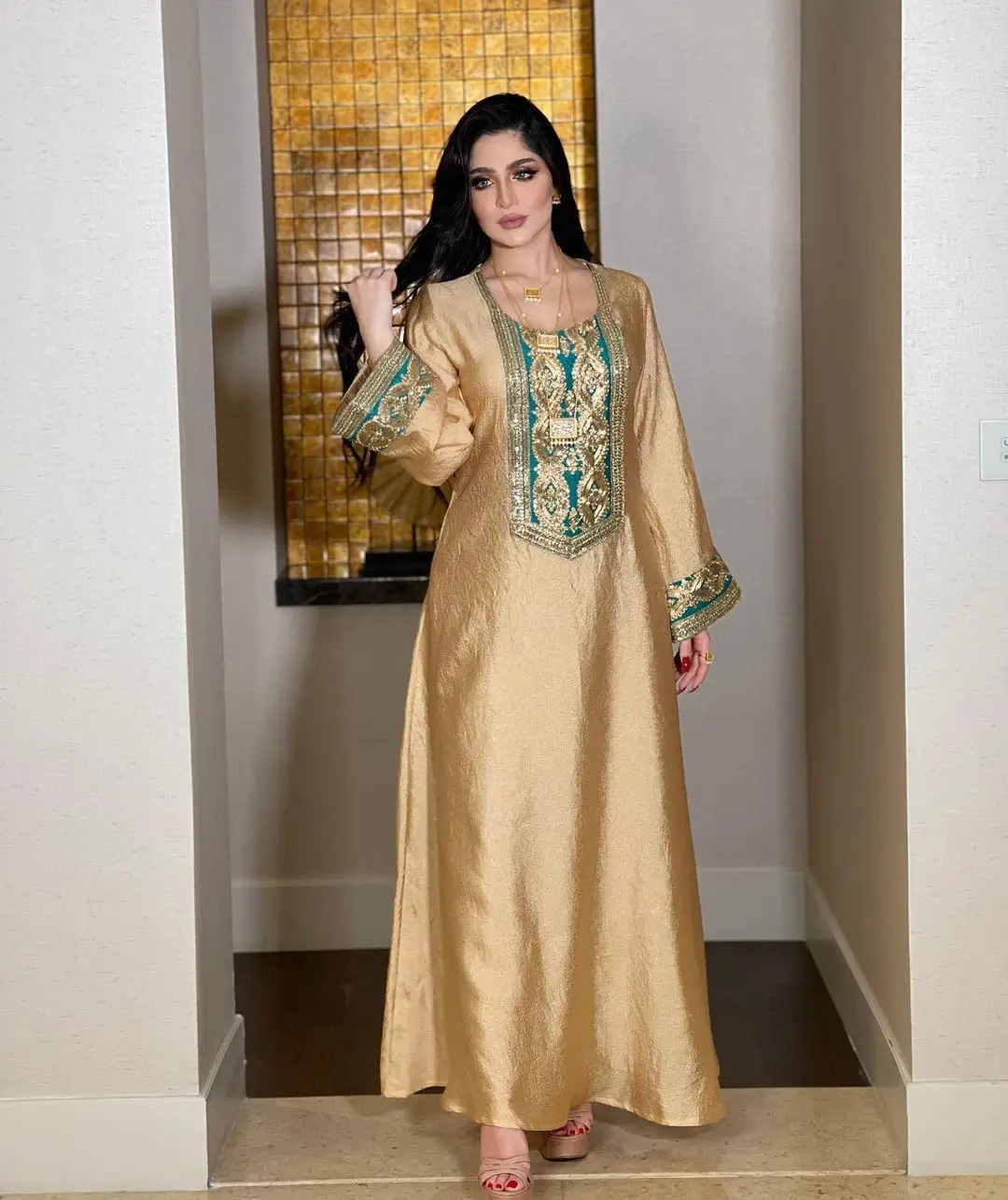 Gold Silk Sequined Dress Robe Women Jalabiya Dubai Arab Elegant Dress Long Loose Summer Spring Maxi Abaya