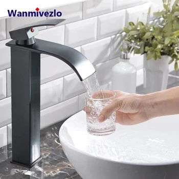Rubinetto per lavabo a cascata nero opaco sopra lavabo da appoggio Miscelatore per acqua calda fredda montata su piano Maniglia singola Rubinetto monoforo 1