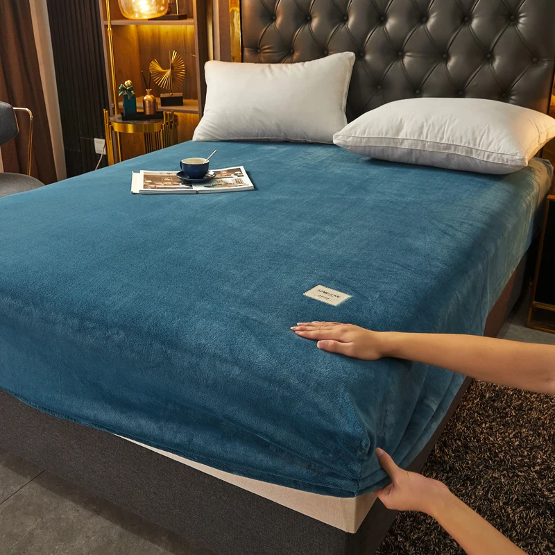 Mattress Cover Simple Solid Color Fitted Sheet Nordic Mattress Cover Plush Bed Sheet Winter Warm Elastic Soft Bed With Elastic Band