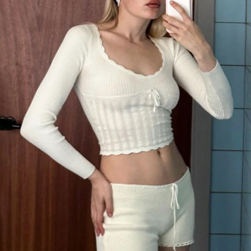 

Women Long Sleeve Pullover Tops Autumn Casual U Neck Tie-up Hollowed Crop Tops Female Slim Fit Blouse Streetwear for Daily Y2K