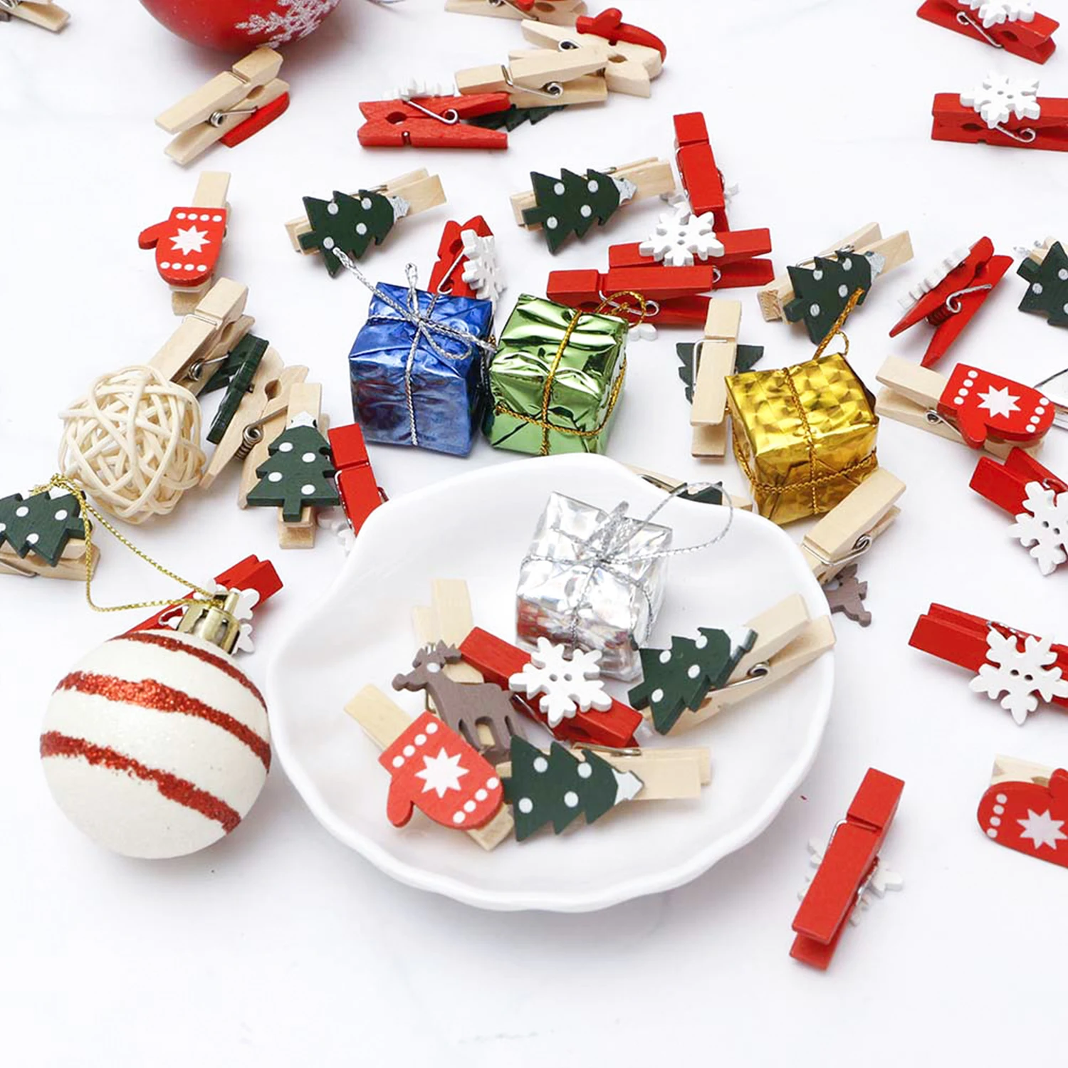 

10pcs Christmas Wooden Clips New Year Party Decoration Photo Wall Clip DIY Christmas Ornaments Decorations For Home Xmas Tree