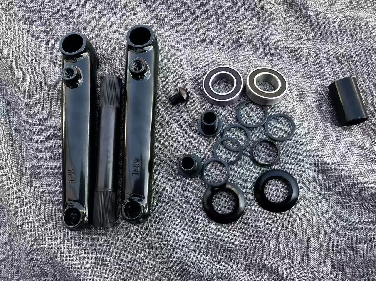 自転車 ［新品］Seal BMX 3ピースクランクセット クローム 165mm