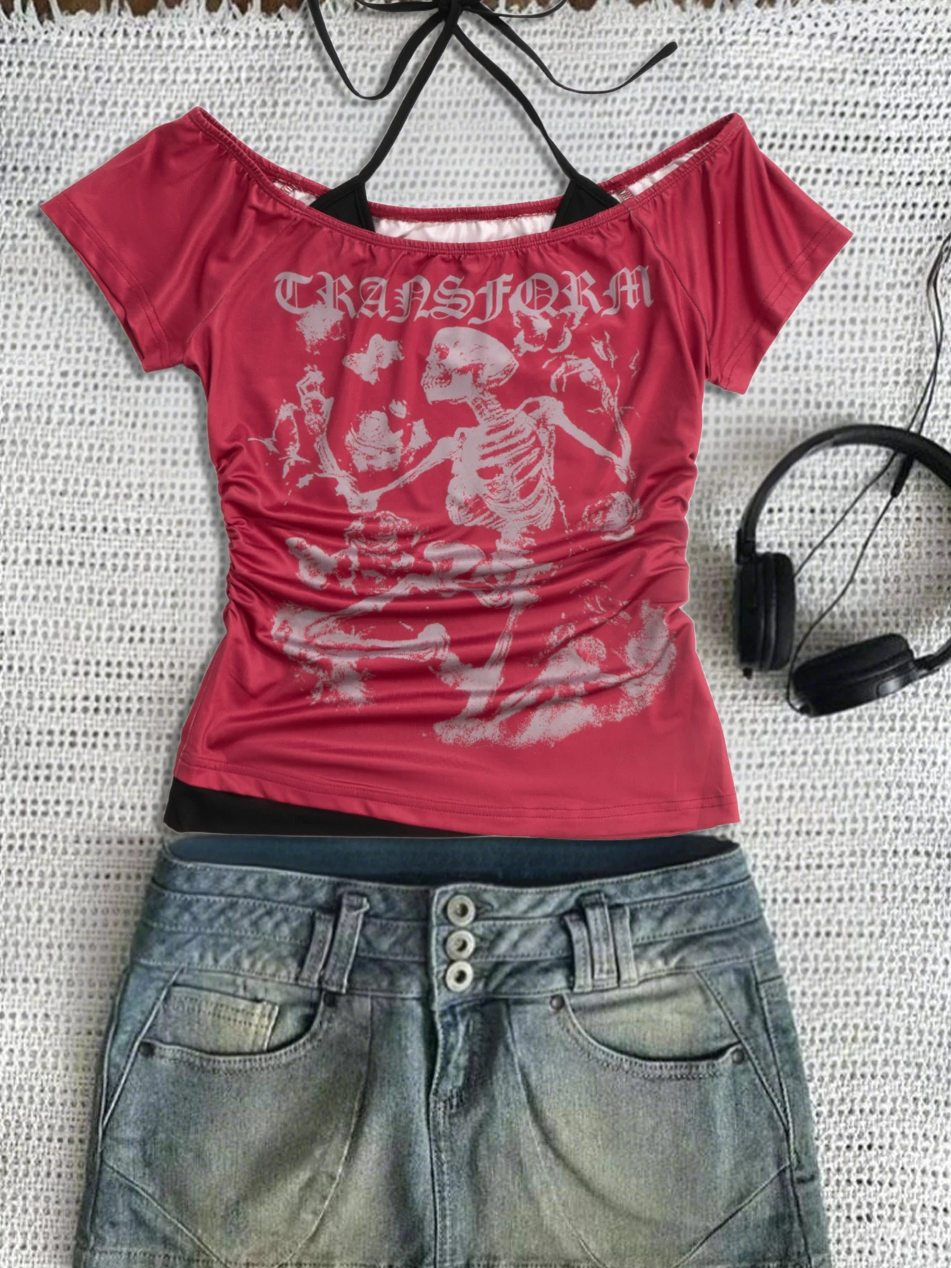 Sexy schulterfreies Neckholder-Top mit Skelett-Print und gerafften Seiten für den Abend und Freizeit