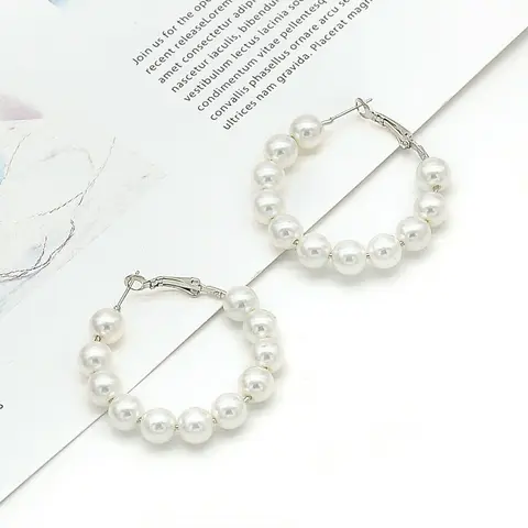Different Size in Diameter White Pearls Hoop Earrings Women Oversize Pearl Circle Ear Rings Earring Elegance