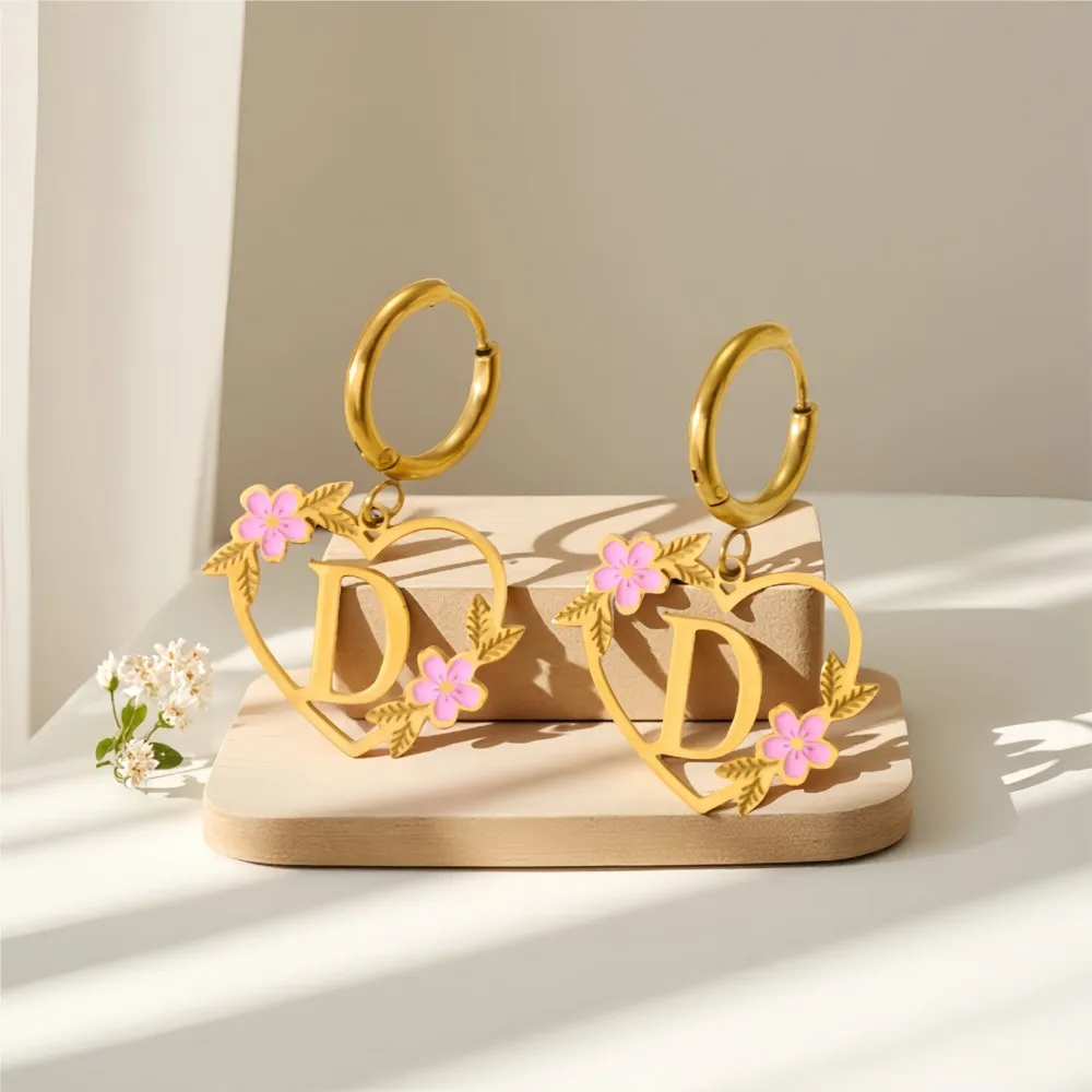 Elegant Romantic 26 Alphabet Love Heart Shape Hoop Earrings for Women Not Fading Rose Flower Decor Earring Wedding Jewelry Gift