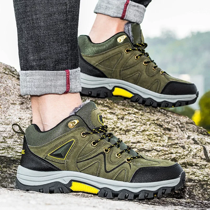 New Winter Men's Ankle Boots Shoes Waterproof Outdoor Snow Boots Warm Plush Casual Men Sneakers Non-Slip Fashion Hiking Boots