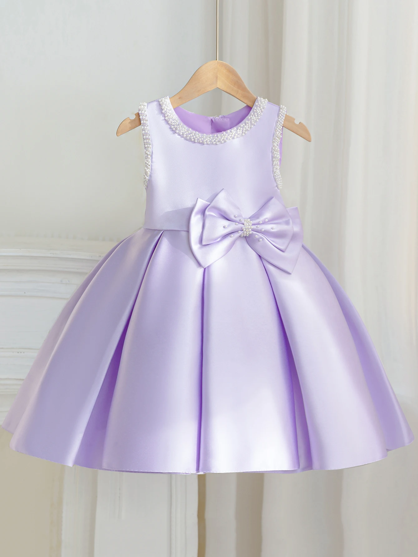 فساتين حفلات عالية الجودة مصممة خصيصًا للفتيات الص...