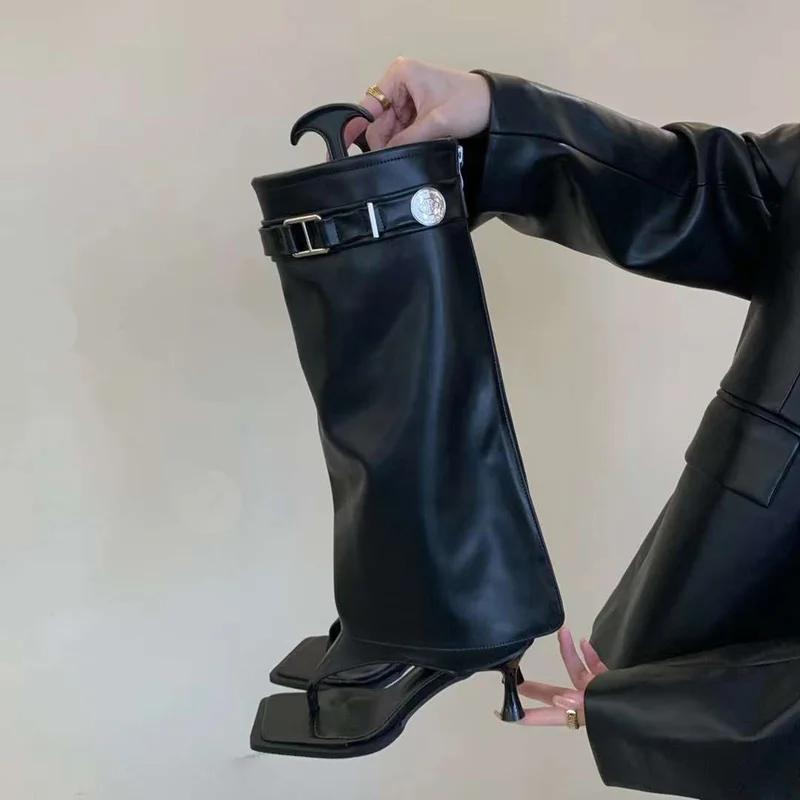 Women Thong Shoes Black Summer Boots Low Heel Flip Flops Knee-High Boots Sexy Zipper Clip Toe Sandals Ladies Buckle Shoes