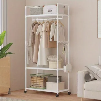 Porta abiti con ruote, ganci e ripiani - Organizzatore salvaspazio, durevole e indipendente per la camera da letto 1