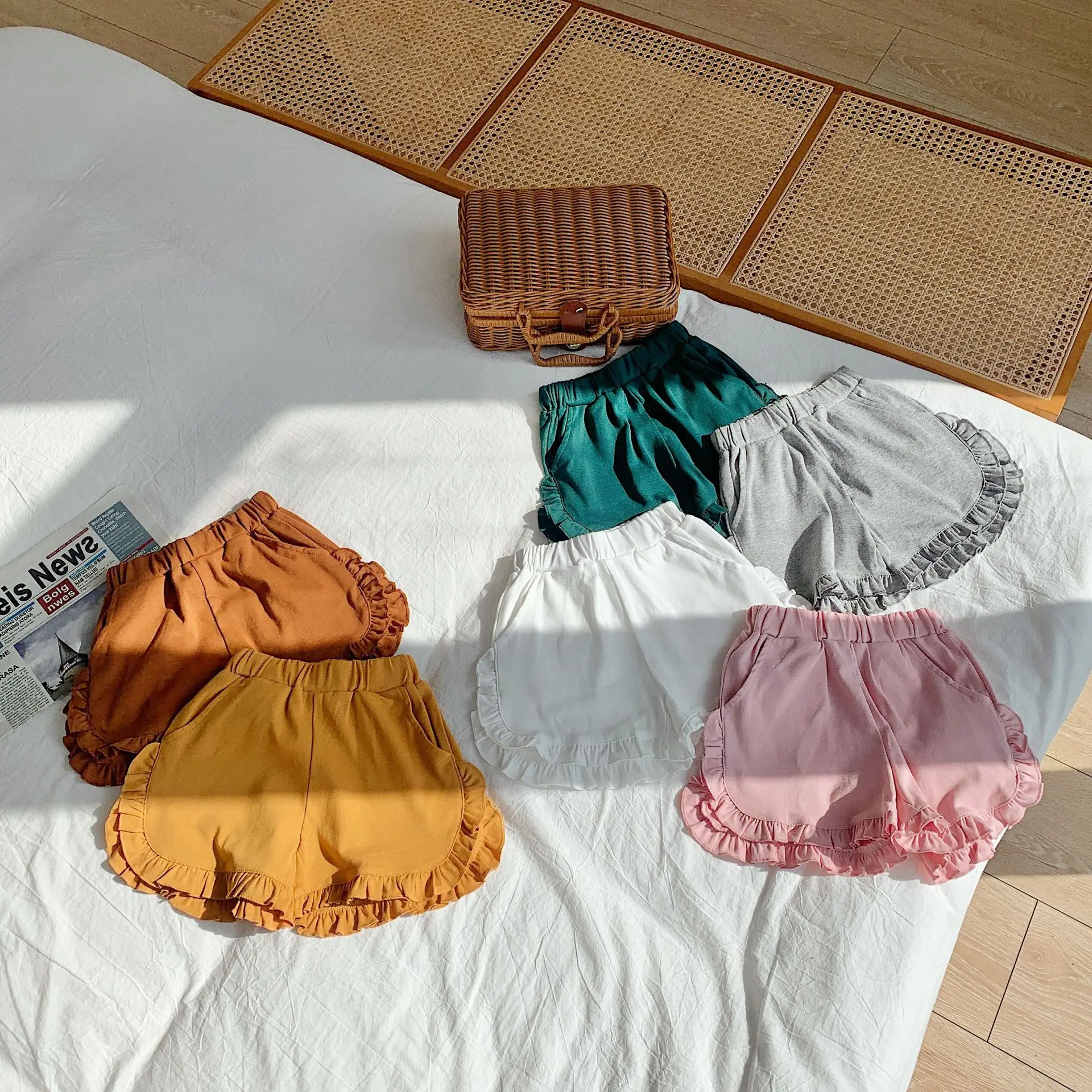 

Children's Lace Shorts Baby Girl's Ruffled Pants Summer Pants