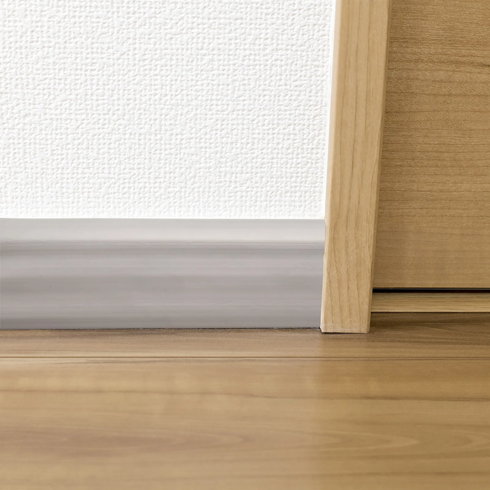 Description Picture 2 of item15mm Floor Transition Strip Self-Adhesives Waterproof PVC Cuttable Wear-resistant Sealing Carpet To Tile Floor Door