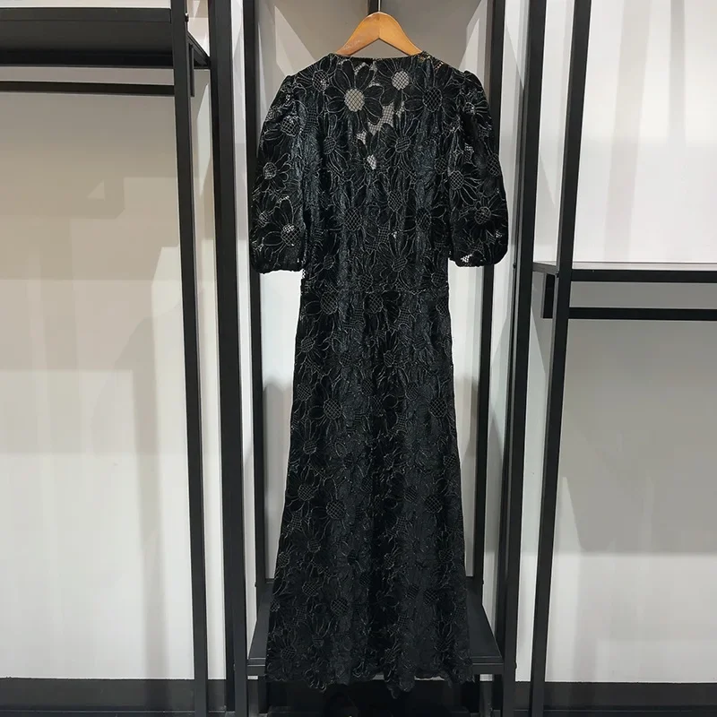 

Women Dress 2023 Autumn and Winter New Lace Hollow V-Neck Dress