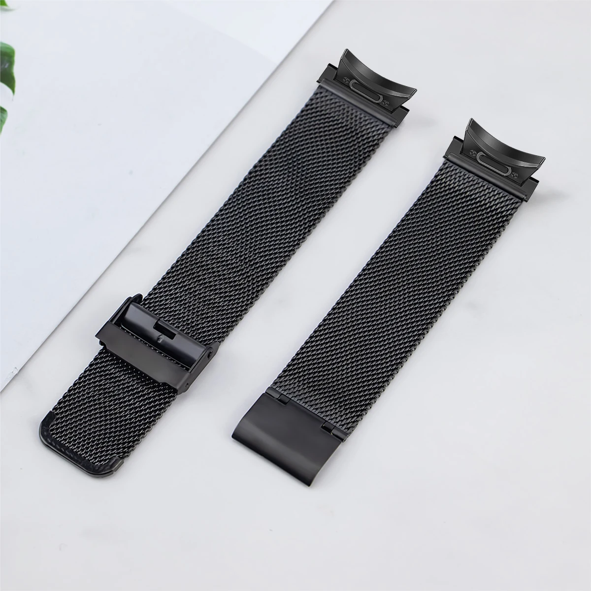 Elegant Milanese Mesh Metal Band for Smartwatch - Quick Fit Design Bracelet Strap