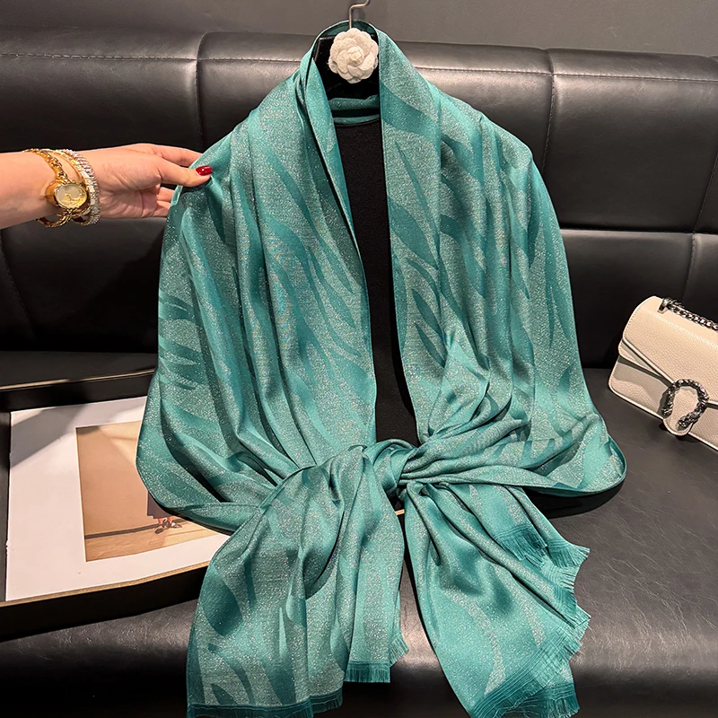 Latest Brand Ladies Print Hijab Tencel cotton Gauze scarf With Four Seasons Sun Protection Scarf Decoration Shawl Wrap Headscarf