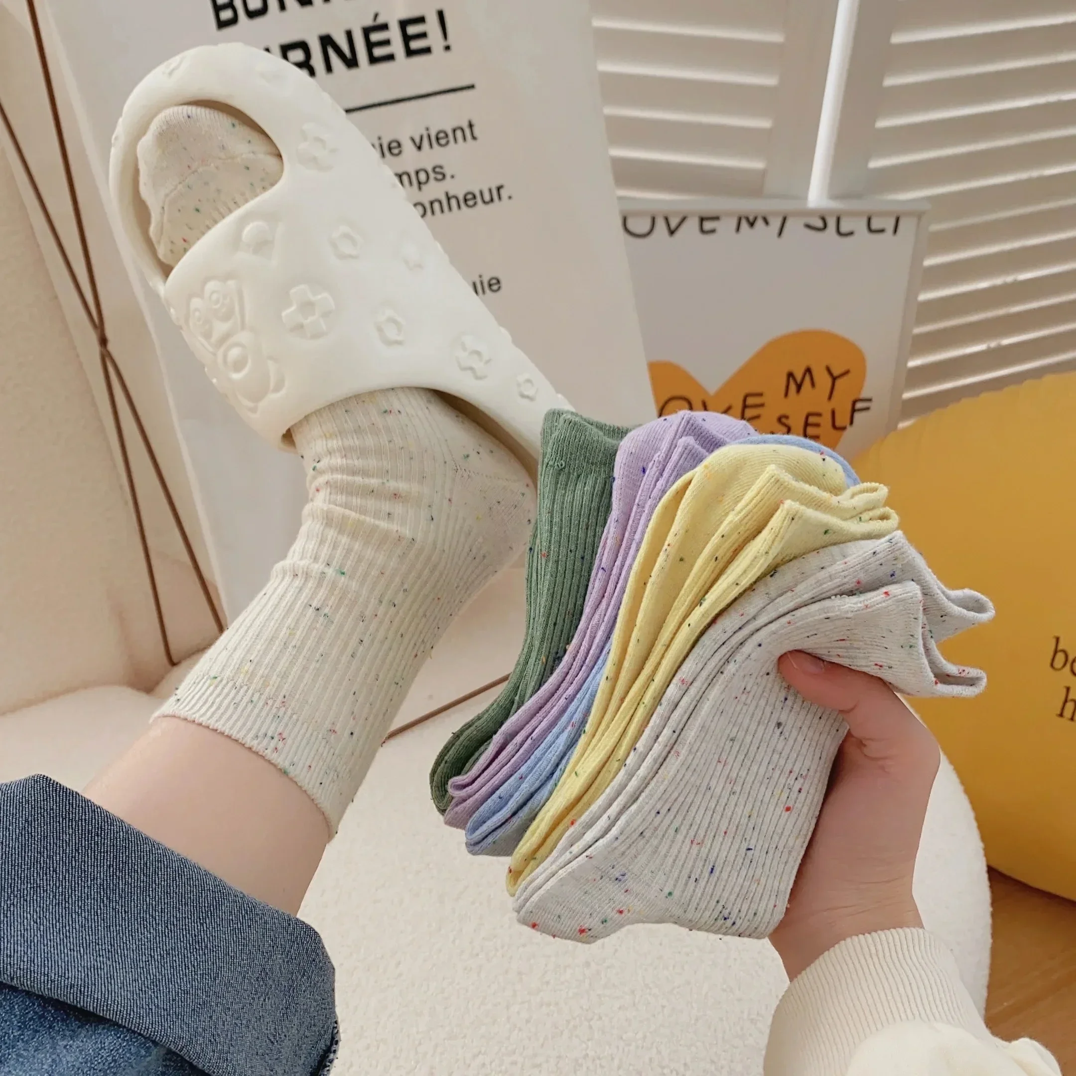 Рисунок 2 - Женские носки в Корейском стиле