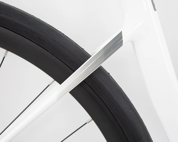 Bicicleta híbrida 700C con frenos de disco hidráulicos DEORE 12 Kit de transmisión Neumáticos máximos Bicicleta todoterreno de grava 38C