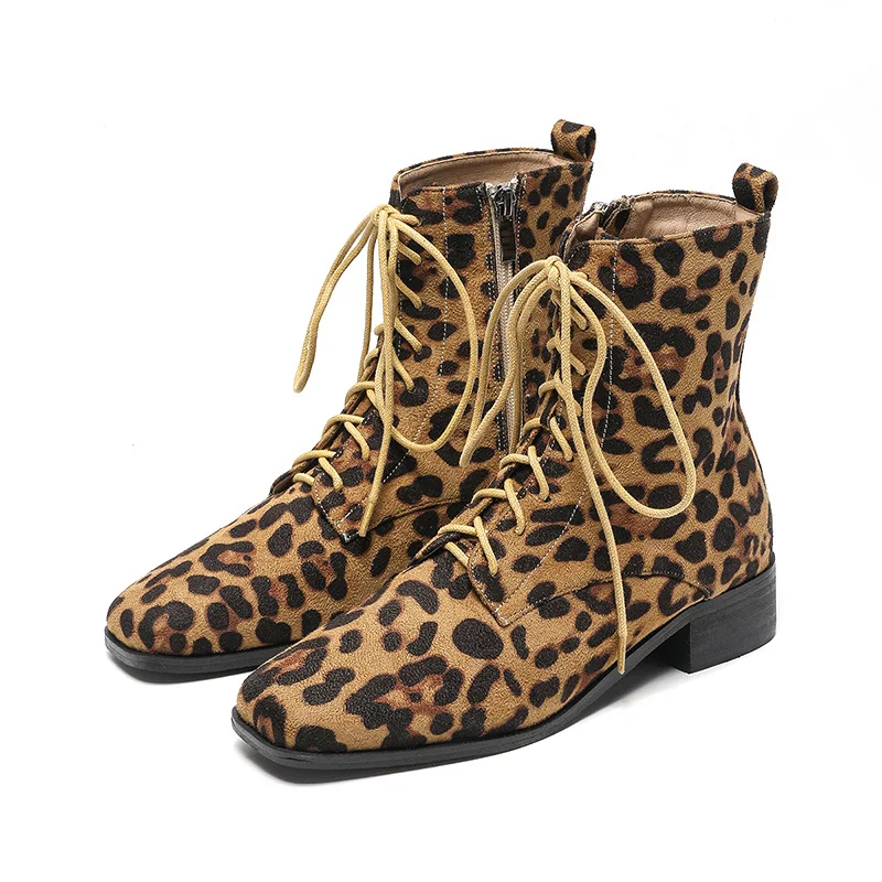 

2023 new design hot sell factory price high quality and fashion style lady boots for warm and fashion