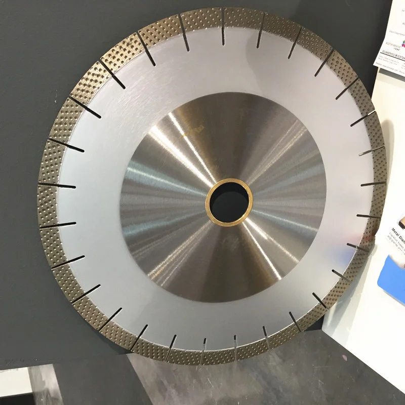 Рисунок 2 - Алмазное равномерное расположение