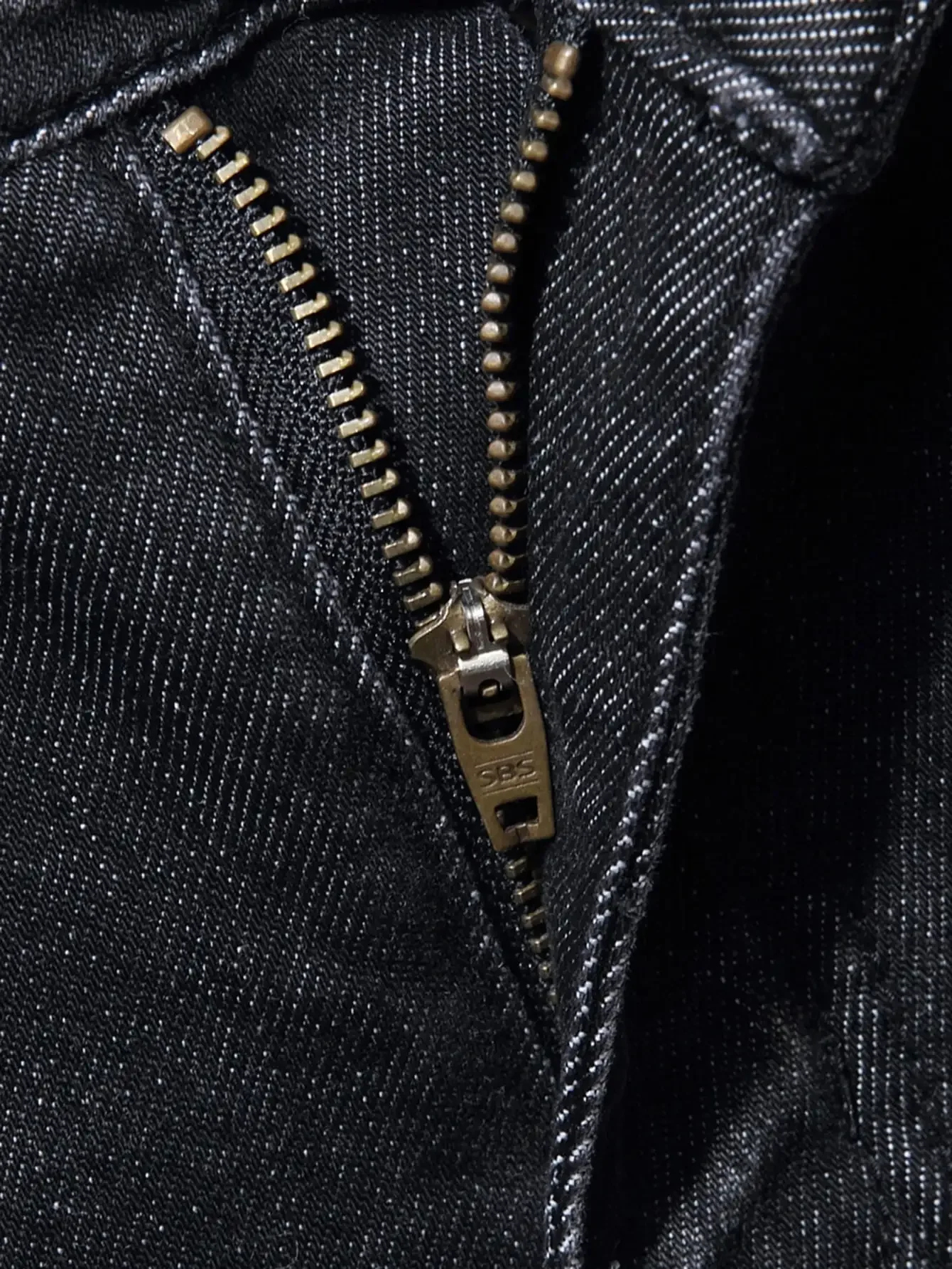 New Men's Slim Jeans With Ripped Tassel Holes And elastic Paint Spray Black Stitching Beggar Pants men designer jeans for men