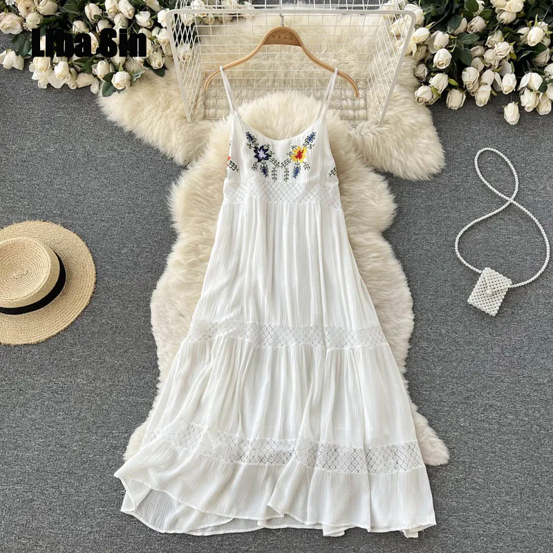 

Liba Sin Women Ethnic Style Seaside Holiday Skirt Embroidered Tube Top Dress Loose Big Swing Long Skirt Fashion Suspender Skirt