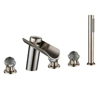 ก๊อกน้ำอ่างอาบน้ำแบบติดตั้งบนพื้นผิว สีทองขัดเงา แบบน้ำตก ชุดก๊อกน้ำอ่างอาบน้ำ 3