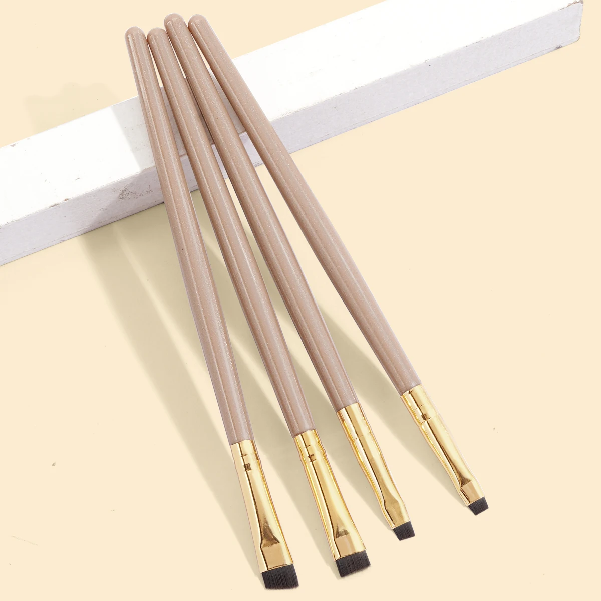 Makeup Brush Set Makeup Brush Makeup Tool Set Makeup Tool MAANGE 4 Pieces Eyebrow Contour Makeup Brush Eyeliner Brush Portable Small Angle Eyebrow For Female Makeup Beauty Tool