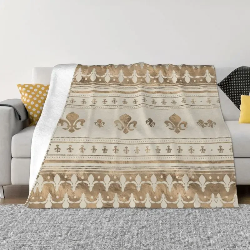 Fleur De Lys ��� �ξ� ���� ���, �ε巯�� �ö��� ������Ʈ �÷� �� ���� ���� �� ������ ���, ���� ���� ħ����