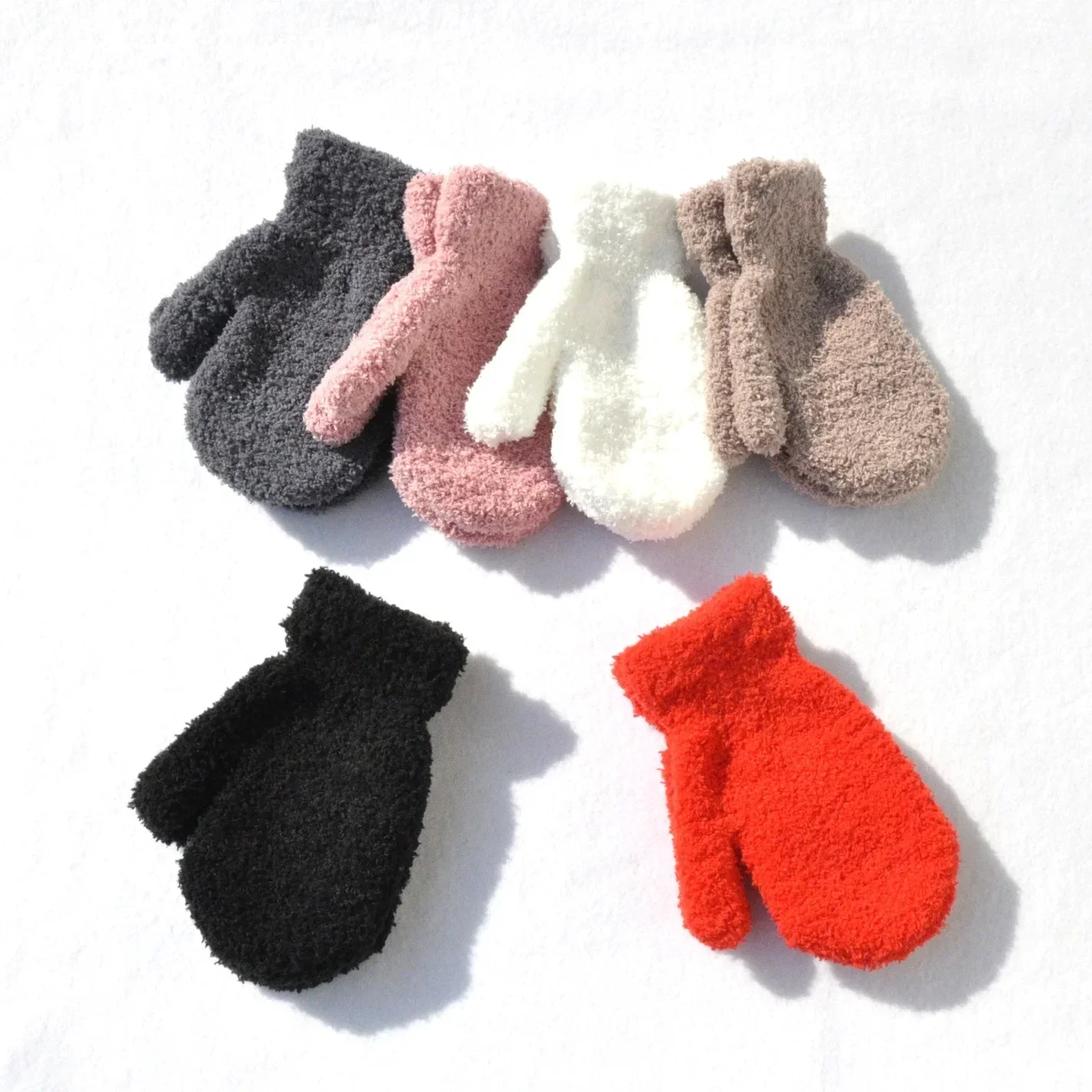 Children's Short Gloves Winter Coral Velvet Children's Solid Knit Plush Full Finger Mittens Autumn And Winter Warm Gloves