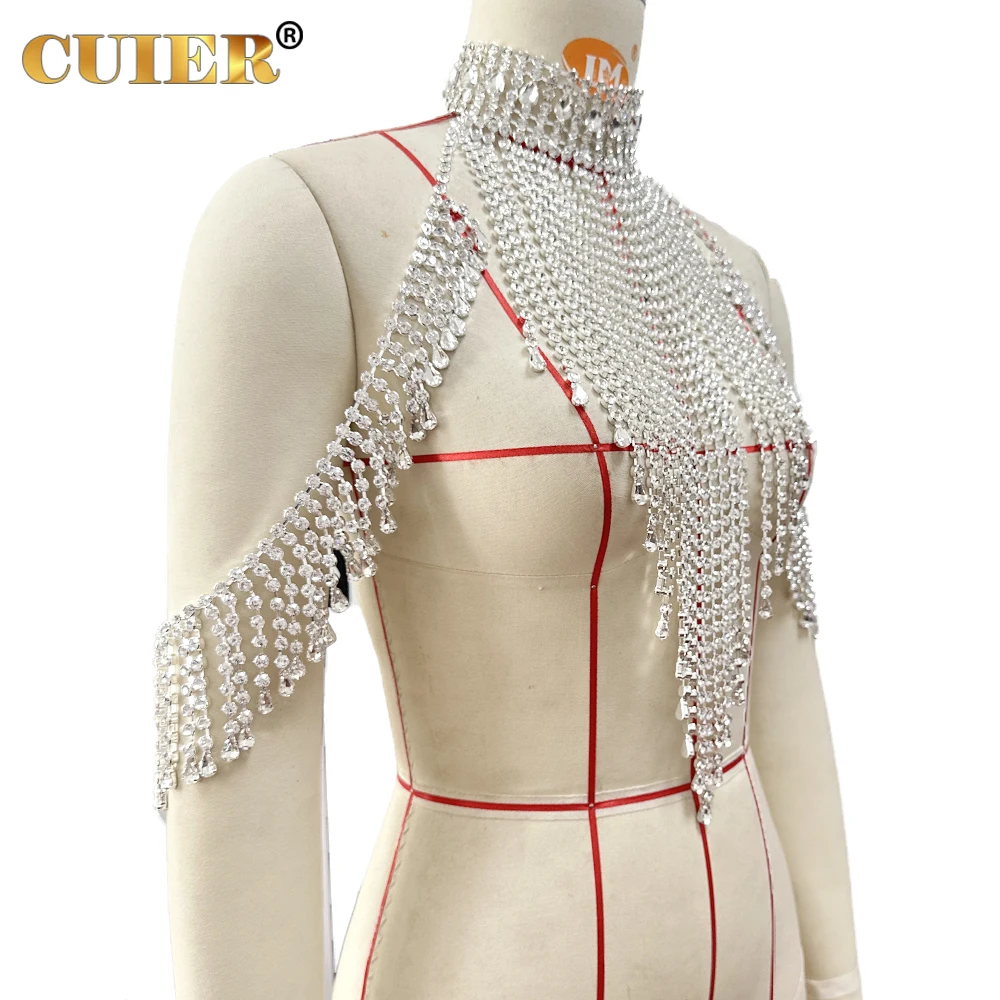 Восхитительное сверкающее ожерелье CUIER