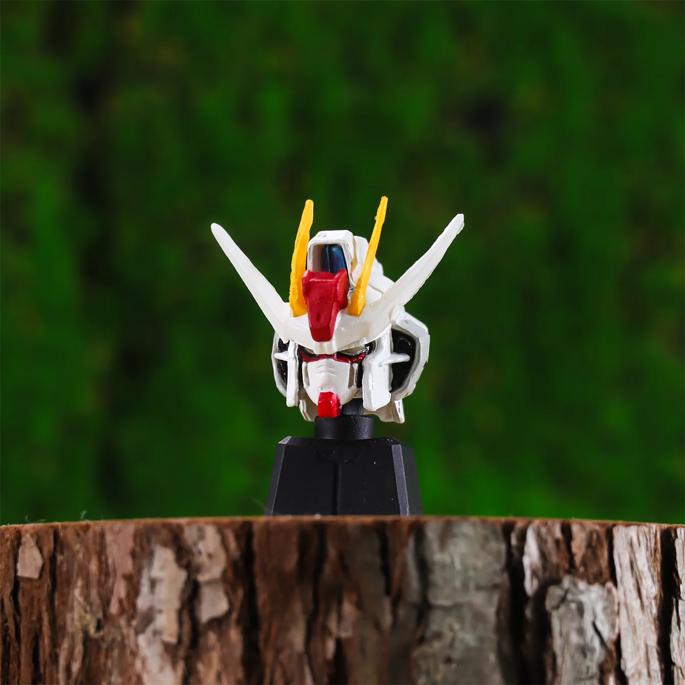 GUNDAM Warcraft Crayon Shin-chan Tastenkappen-Action-Anime-Figur Sammlerstücke, Figuren-Ausstellungsstücke, Anime-Figuren – Detail 5