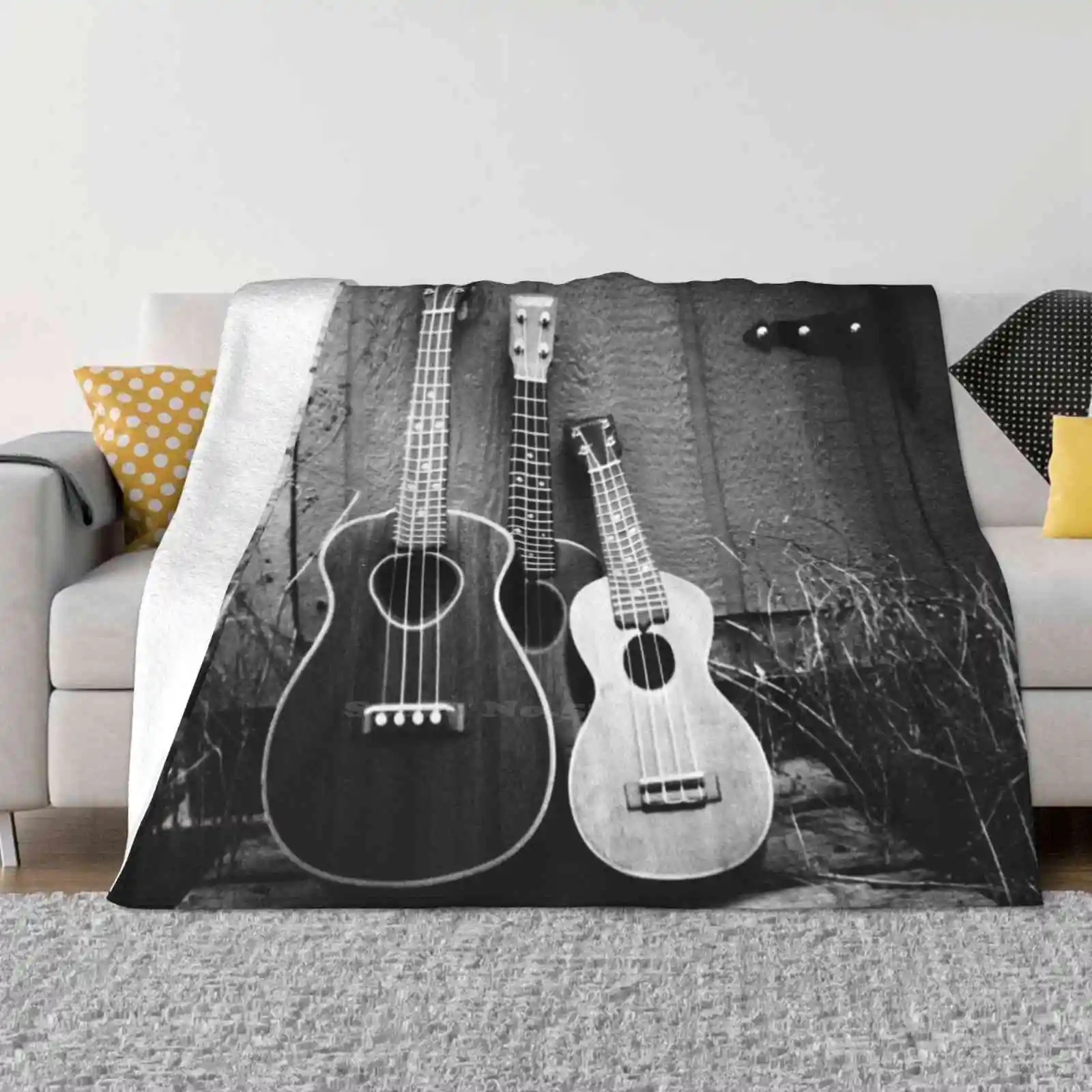 Ritratto Di Famiglia Design Creativo Leggero Sottile Coperta Di Flanella Morbida Diana Mini Lomografia B W 35Mm Pellicola Chitarra Ukulele