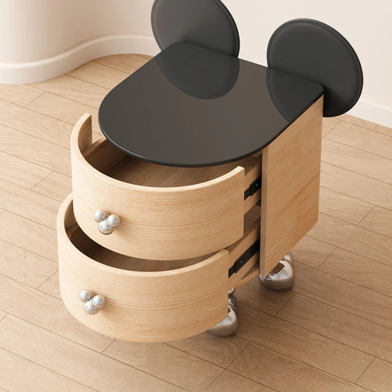 

Modern Minimalist Bedside Cabinet Good-looking Solid Wood Locker