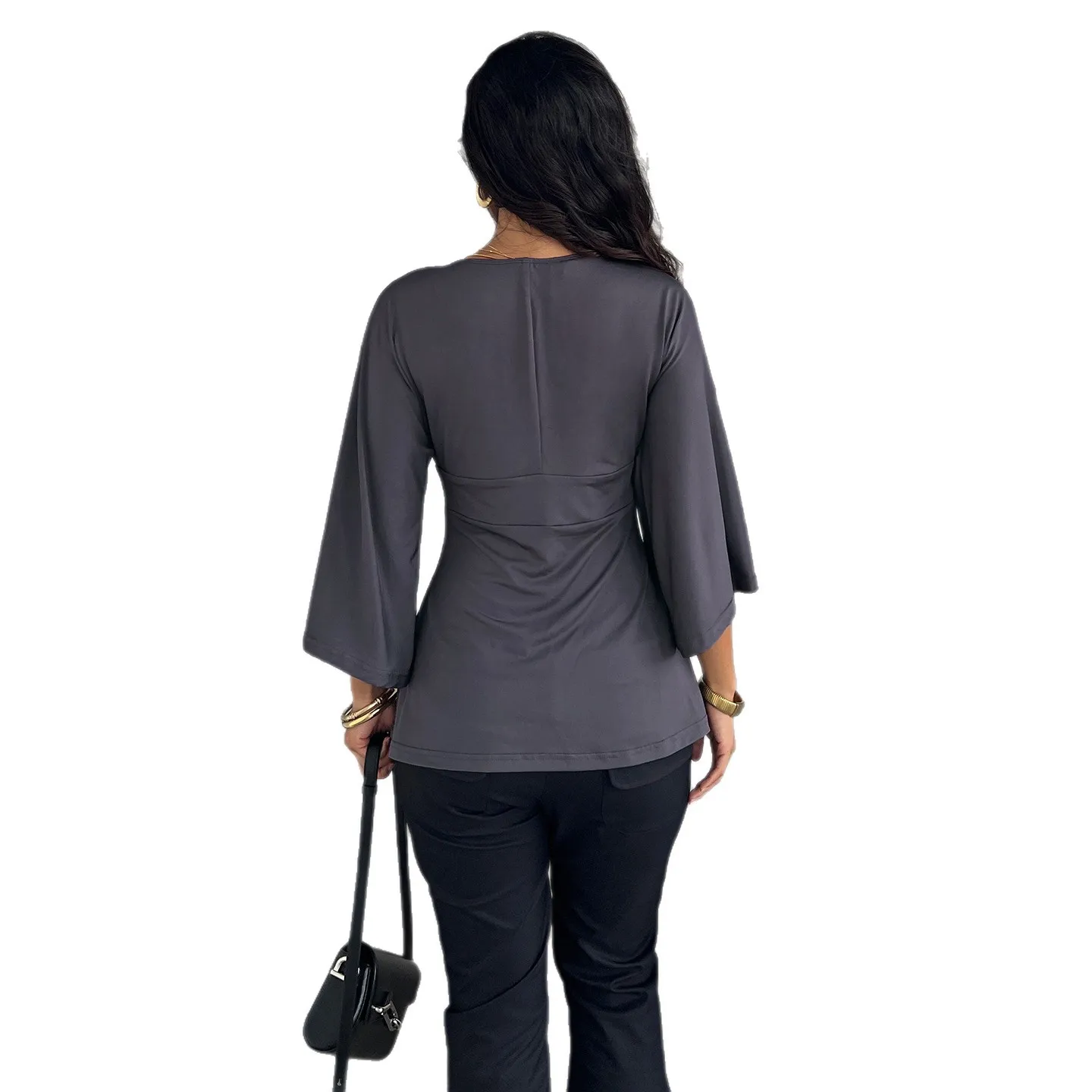 V-Ne Drapey Mid-Sve T-irt Women's Sexy Sle Milk Fiber Thiened Autumn Season Faionable Bell Sve T-irt