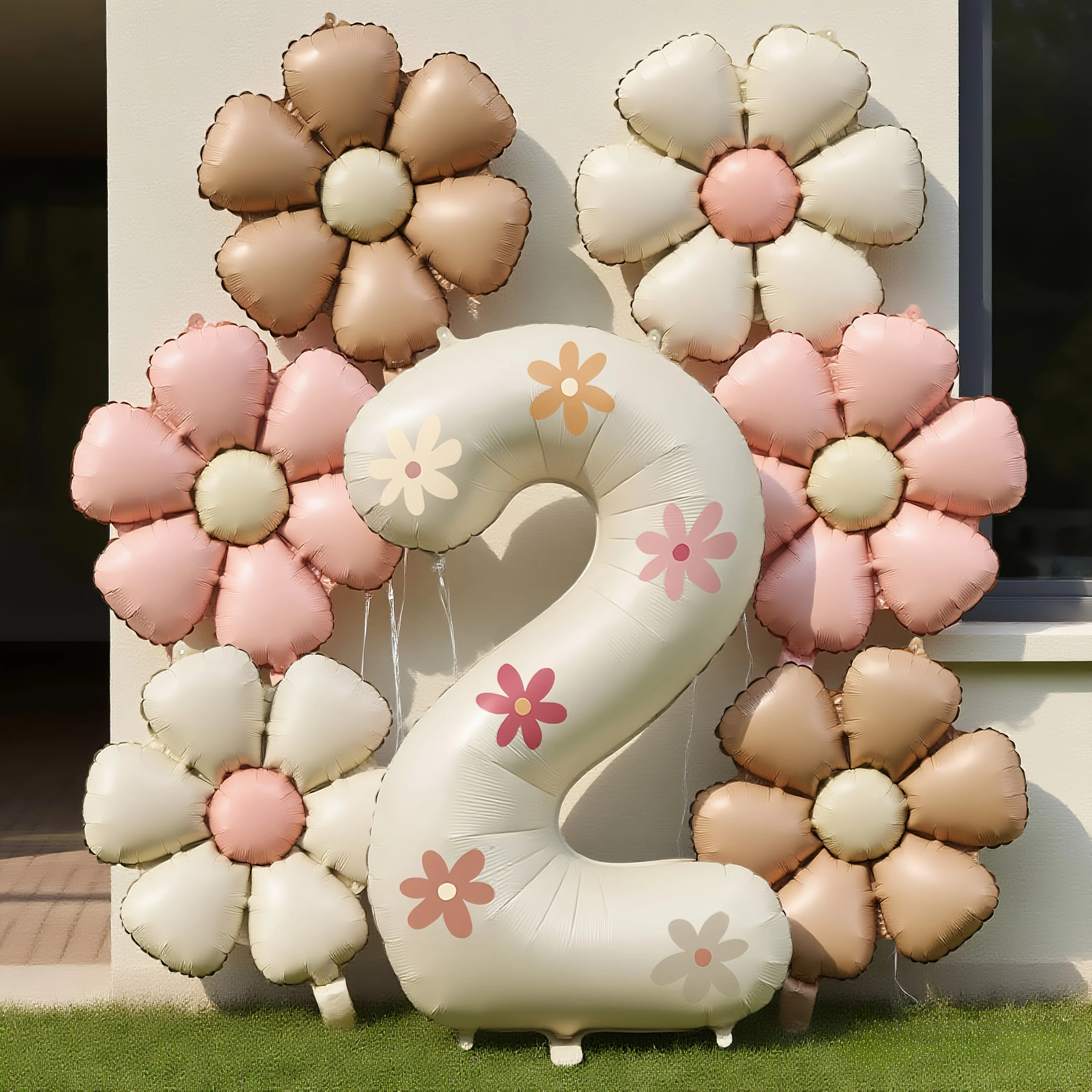 Cremeweiße Folien-Zahlenballons 0-9 mit Blumenaufklebern und 6 Gänseblümchen-Luftballons im Set – Zubehör für Geburtstag, Hochzeit, Party, Dekoration – Detail 8