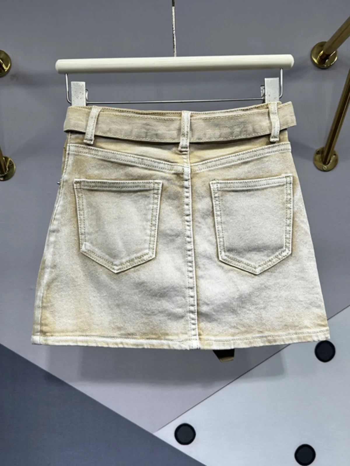 Women's Spring New Buckle Denim Skirt Casual All-Matching Slimming Anti-Exposure Khaki Spray Color Sheath Jean Skirts 2024 New