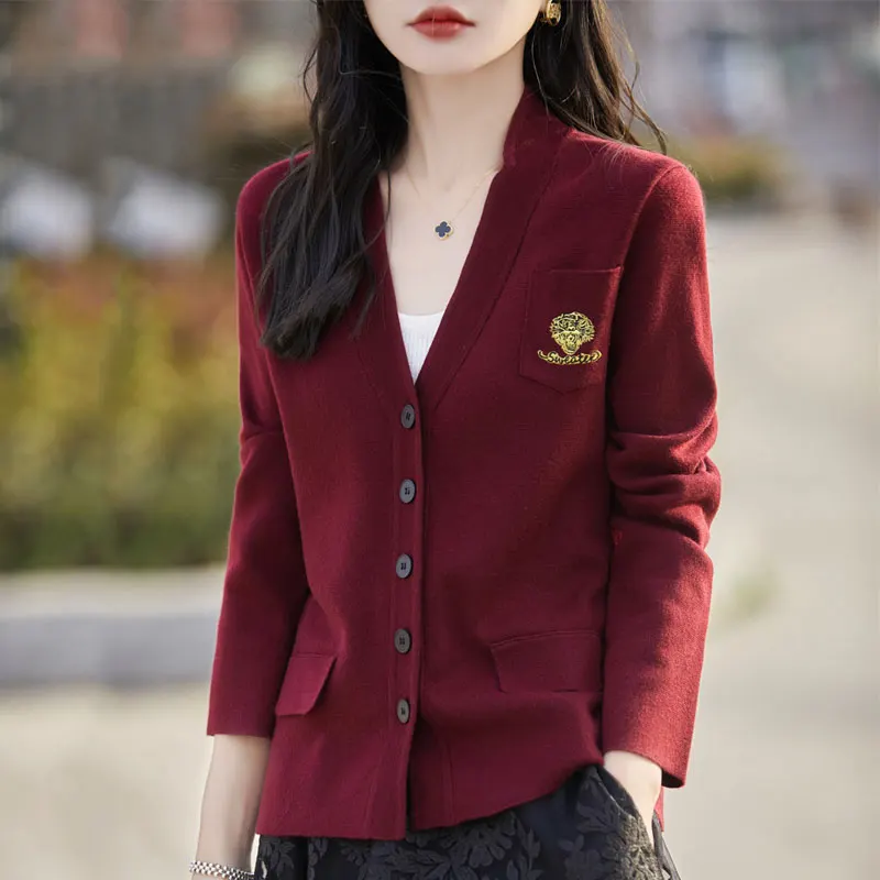 

The Spring and Autumn New Worsted Wool V-neck Cardigan Women's Suit Loose Joker Knitwear Sweater Solid Color Coat