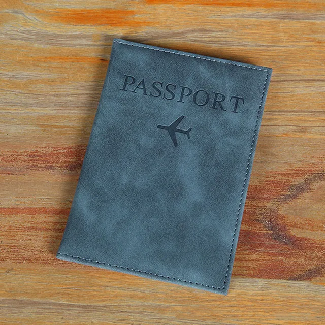 Elegant World Map Passport Holder – Stylish Travel Accessory & Ideal Wedding Gift