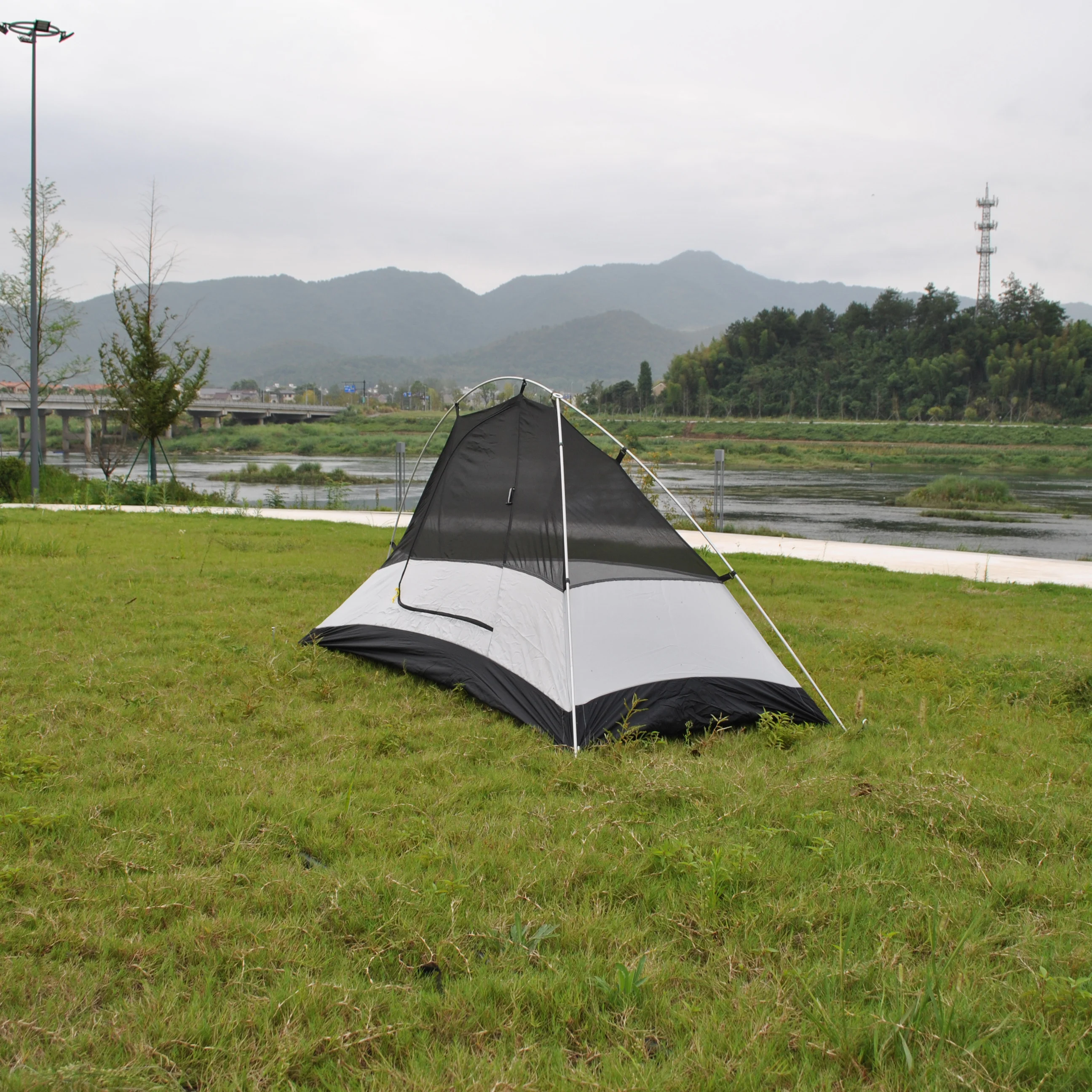 20D Ultralight Backpacking Tent Aluminum Pegs Footprint Carry Bag 1 Person 20D Ultra-Light Tent