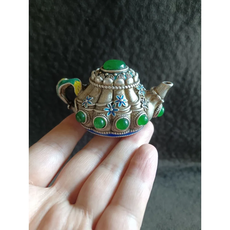 

Antique Collection Old Silver Inlaid Emerald Beads Collected from Tibetan Area Study Water Drops Water Dropper Small Kettle