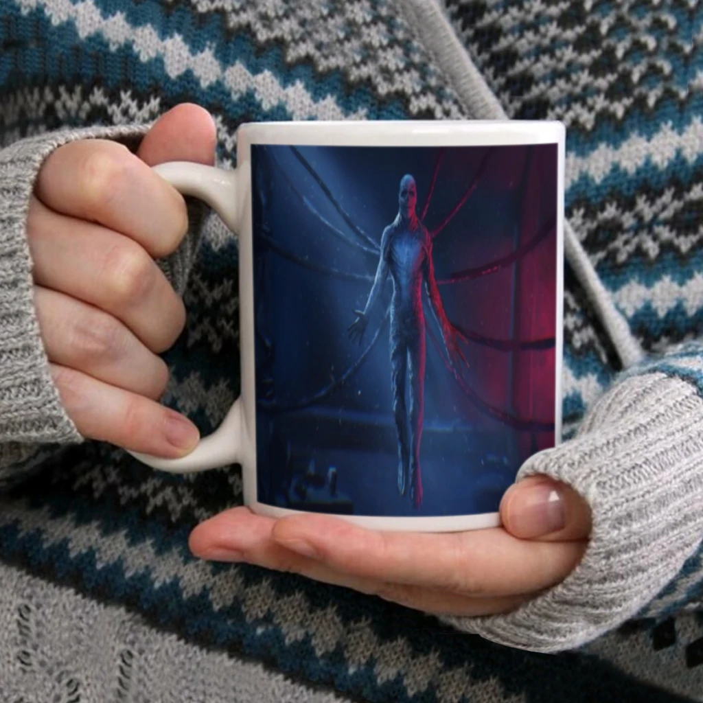 thumbnail image 1 of Taza de café, té y cacao con asa para oficina, de porcelana, para hombres y mujeres, de 11 onzas, con el tema de Stranger Things y el drama de suspenso, 1 of 5
