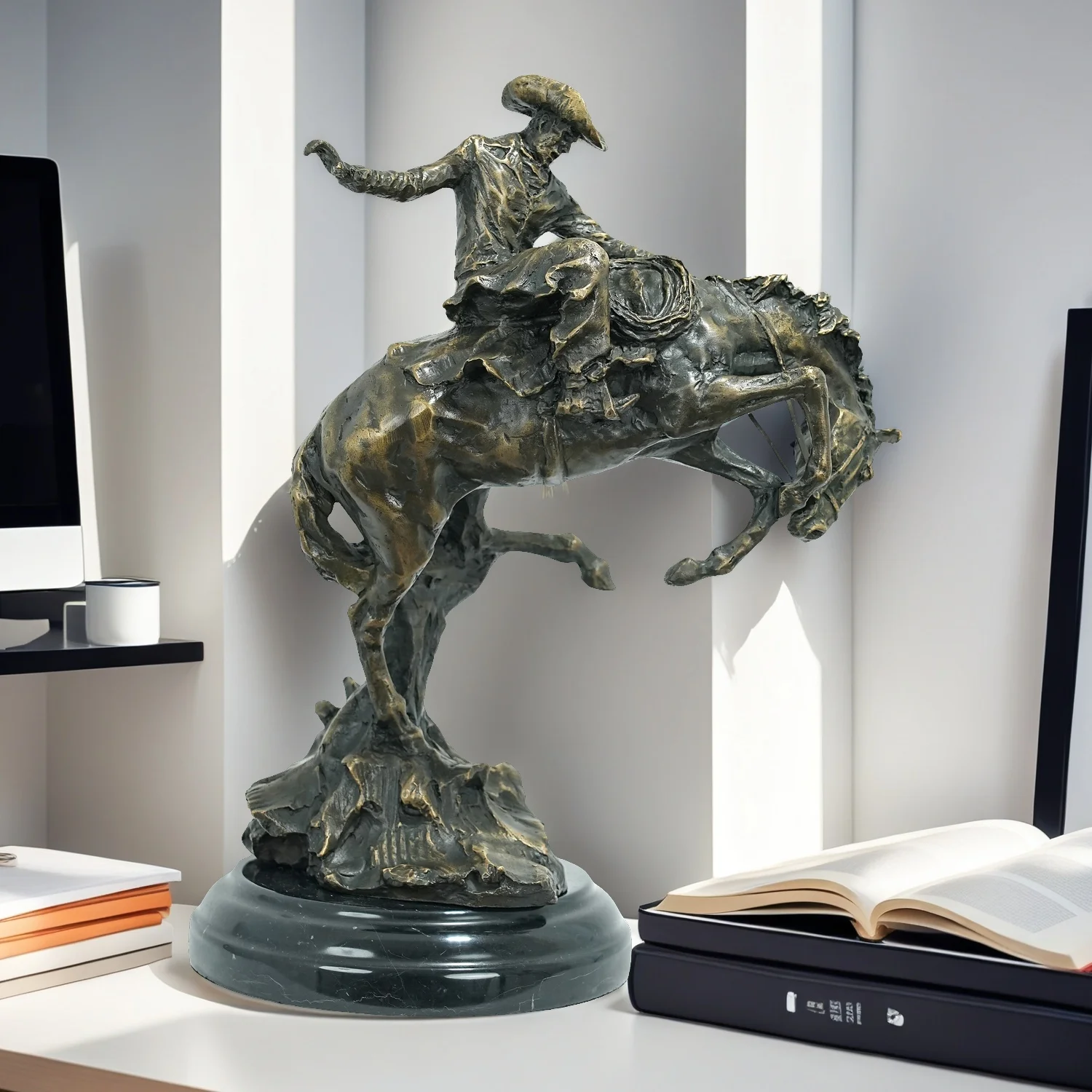 西洋美術ブロンズカウボーイ馬像にインスピレーションを得た有名な