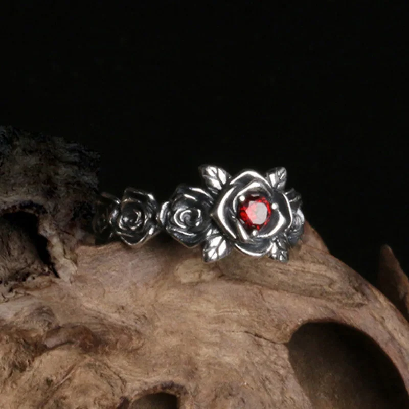 Retro rotes Herz Rose Ring für Frauen dunkle Gothic Vintage offenen Ring Punk Rock HipHop Accessoires Designer Schmuck Liebe Unisex Geschenk