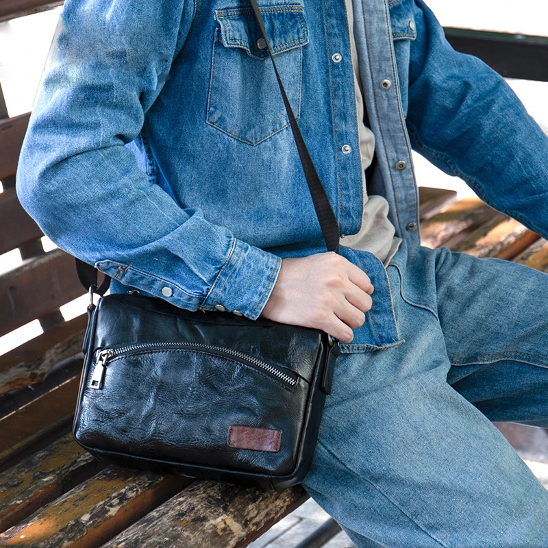 

Fashion Men's Pleated style Genuine leather Black shoulder bag Crossbody messenger bag