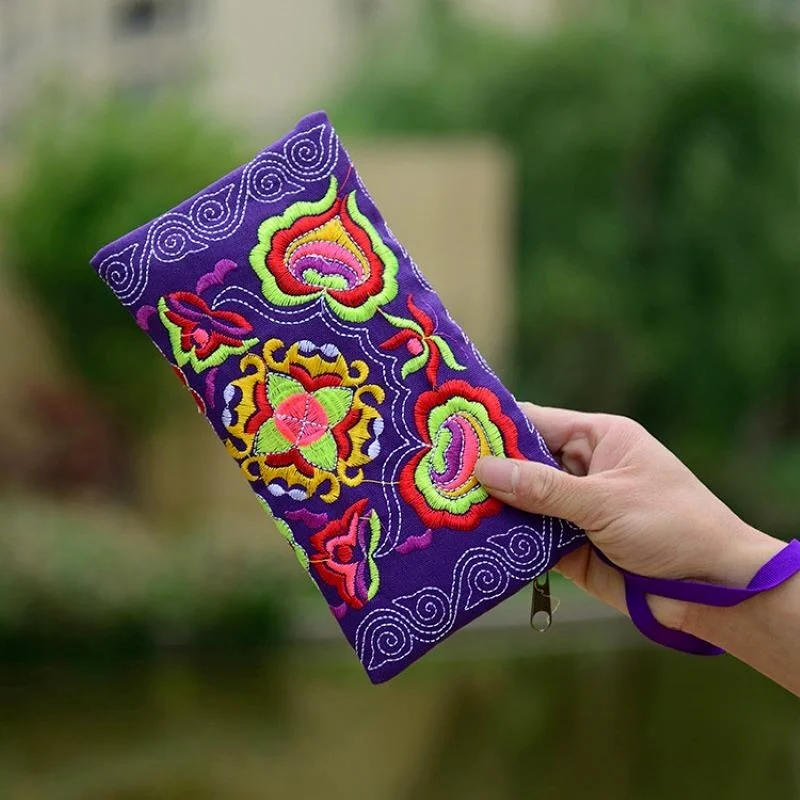 Women Coin Purse Ethnic Handmade Embroidered Wristlet Clutch Bag Zipper Purse Long Wallet Cellphone Pouch Handbag Tote